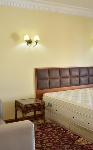 Casa à venda com 327m², 4 quartos e 3 vagasSuíte 1