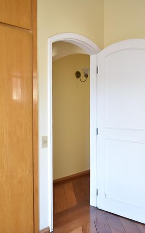 Casa à venda com 327m², 4 quartos e 3 vagasSuíte 3
