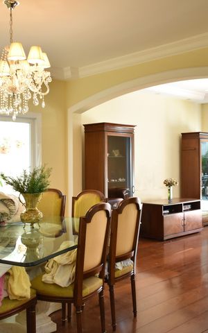 Casa à venda com 327m², 4 quartos e 3 vagasSala