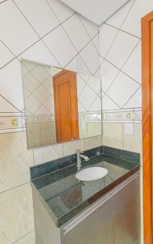 Casa de condomínio à venda com 200m², 5 quartos e 4 vagas Casa de condomínio à venda com 200m², 5 quartos e 4 vagasBanheiro Social-2