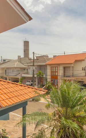 Casa de condomínio à venda com 200m², 5 quartos e 4 vagas Casa de condomínio à venda com 200m², 5 quartos e 4 vagasVista/Sacada do Quarto 2