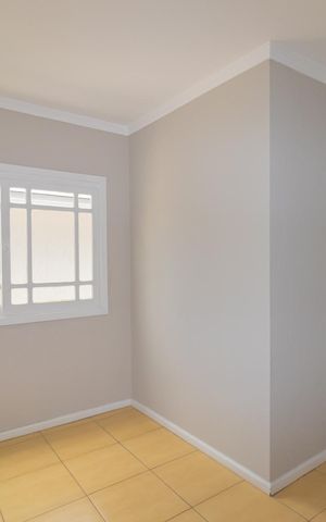 Casa de condomínio à venda com 200m², 5 quartos e 4 vagas Casa de condomínio à venda com 200m², 5 quartos e 4 vagasQuarto 1