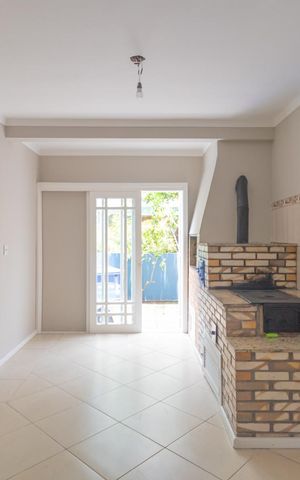 Casa de condomínio à venda com 200m², 5 quartos e 4 vagas Casa de condomínio à venda com 200m², 5 quartos e 4 vagasÁrea gourmet