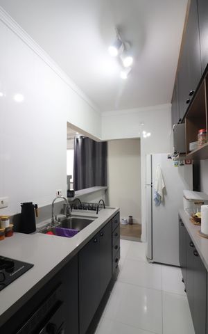 Apartamento à venda com 83m², 3 quartos e 2 vagasCozinha e Área de Serviço