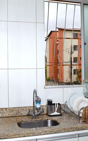 Apartamento à venda com 46m², 2 quartos e 1 vagaCozinha e Área de Serviço