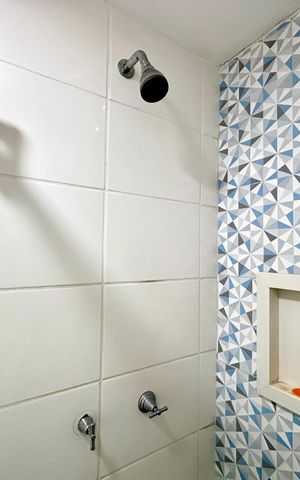 Apartamento à venda com 42m², 2 quartos e 1 vaga Apartamento à venda com 42m², 2 quartos e 1 vagaBanheiro