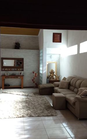 Casa à venda com 396m², 4 quartos e 2 vagas