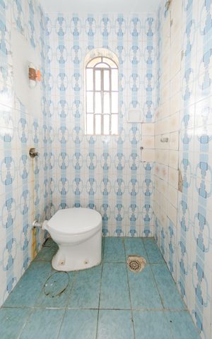 Casa para alugar com 280m², 4 quartos e 7 vagas Casa para alugar com 280m², 4 quartos e 7 vagasBanheiro de serviço