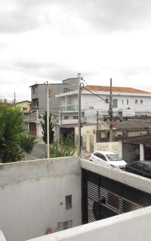 Casa à venda com 130m², 3 quartos e 4 vagasSuíte 1 - Varanda
