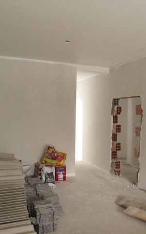 Casa à venda com 130m², 3 quartos e 4 vagasSala