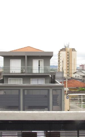 Casa à venda com 130m², 3 quartos e 4 vagasSuíte 1 - Varanda