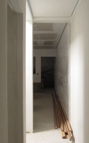 Casa à venda com 130m², 3 quartos e 4 vagasSala