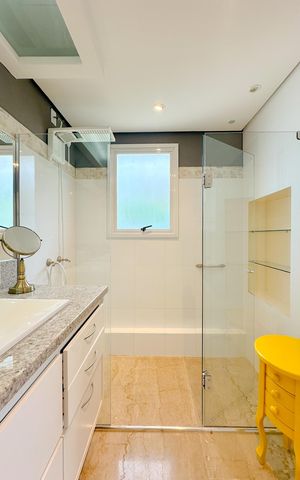 Apartamento para alugar com 423m², 4 quartos e 3 vagasBanheiro da Suíte