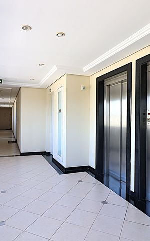Apartamento para alugar com 97m², 1 quarto e 2 vagasÁrea comum - Elevadores