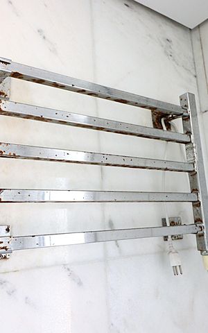 Apartamento para alugar com 97m², 1 quarto e 2 vagasBanheiro da  Suíte Varal Aquecido