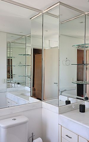 Apartamento para alugar com 97m², 1 quarto e 2 vagasBanheiro da  Suíte