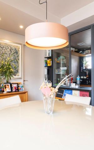 Apartamento à venda com 75m², 2 quartos e 1 vaga Apartamento à venda com 75m², 2 quartos e 1 vagaSala de Jantar