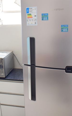 Apartamento para alugar com 76m², 2 quartos e sem vagaCozinha - Armários