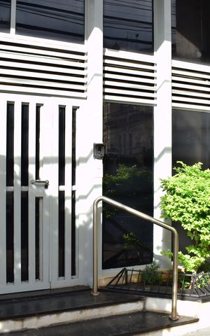 Apartamento para alugar com 76m², 2 quartos e sem vagaFachada e portaria