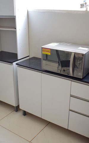 Apartamento para alugar com 76m², 2 quartos e sem vagaCozinha - Armários