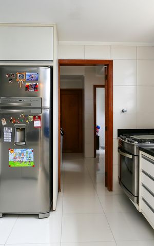 Apartamento à venda com 235m², 4 quartos e 5 vagas Apartamento à venda com 235m², 4 quartos e 5 vagascozinha