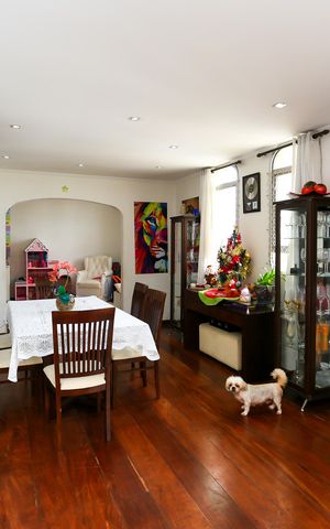 Apartamento à venda com 235m², 4 quartos e 5 vagas Apartamento à venda com 235m², 4 quartos e 5 vagasSala 2
