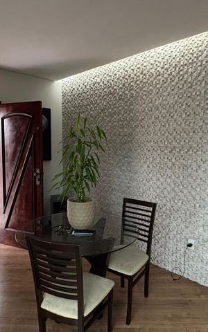 Casa à venda com 350m², 3 quartos e 3 vagas Casa à venda com 350m², 3 quartos e 3 vagasSala