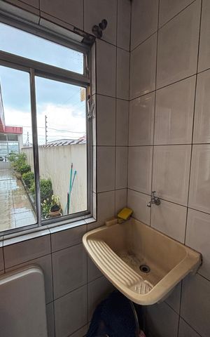 Casa à venda com 350m², 3 quartos e 3 vagas Casa à venda com 350m², 3 quartos e 3 vagasÁrea de Serviço