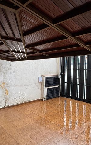 Casa à venda com 350m², 3 quartos e 3 vagas Casa à venda com 350m², 3 quartos e 3 vagasGaragem