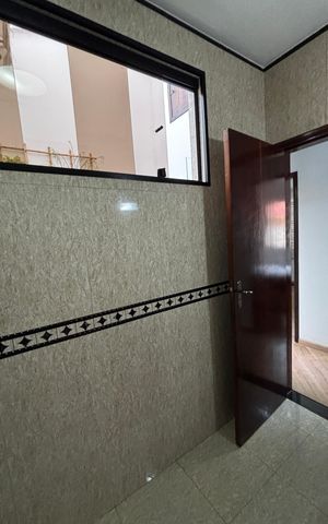 Casa à venda com 350m², 3 quartos e 3 vagas Casa à venda com 350m², 3 quartos e 3 vagasBanheiro