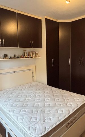 Casa à venda com 350m², 3 quartos e 3 vagas Casa à venda com 350m², 3 quartos e 3 vagasQuarto 1