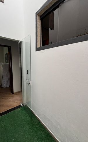 Casa à venda com 350m², 3 quartos e 3 vagas Casa à venda com 350m², 3 quartos e 3 vagasJardim de Inverno