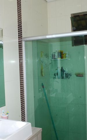 Casa de condomínio para alugar com 110m², 2 quartos e 1 vagaBanheiro Corredor