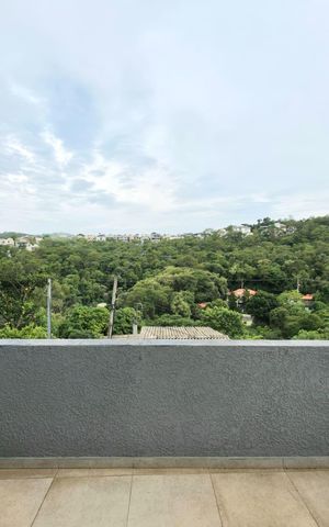 Casa à venda com 340m², 4 quartos e 4 vagas