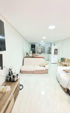 Casa à venda com 340m², 4 quartos e 4 vagas