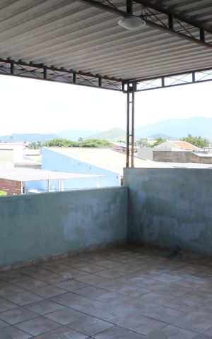 Casa para alugar com 430m², 4 quartos e 3 vagasTerraço