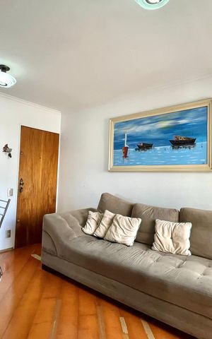 Apartamento à venda com 70m², 2 quartos e 1 vaga Apartamento à venda com 70m², 2 quartos e 1 vagaSala