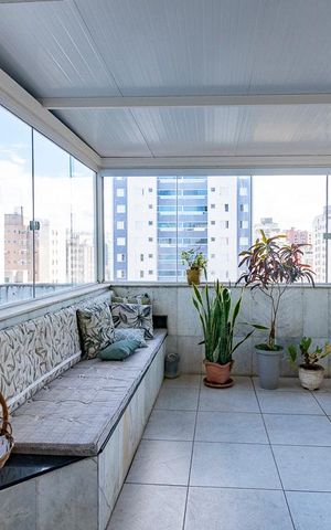 Apartamento à venda com 190m², 3 quartos e 3 vagas Apartamento à venda com 190m², 3 quartos e 3 vagasVaranda da Sala