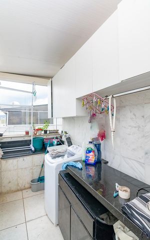 Apartamento à venda com 190m², 3 quartos e 3 vagas Apartamento à venda com 190m², 3 quartos e 3 vagasÁrea de Serviço