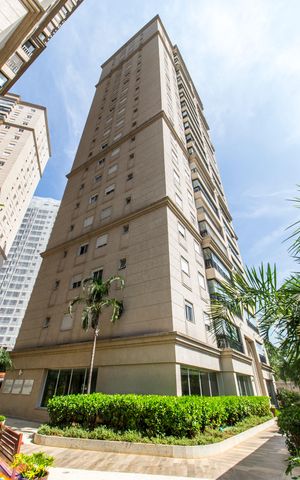 Apartamento à venda com 90m², 2 quartos e 2 vagasFachada