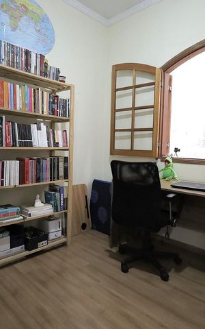 Casa à venda com 150m², 3 quartos e 2 vagas Casa à venda com 150m², 3 quartos e 2 vagasQuarto 2