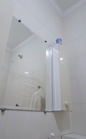 Casa à venda com 150m², 3 quartos e 2 vagas Casa à venda com 150m², 3 quartos e 2 vagasBanheiro 2