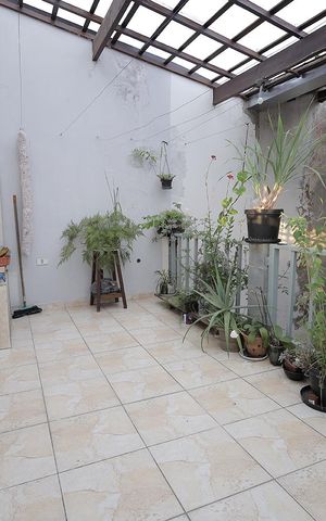 Casa à venda com 150m², 3 quartos e 2 vagas Casa à venda com 150m², 3 quartos e 2 vagasÁrea livre