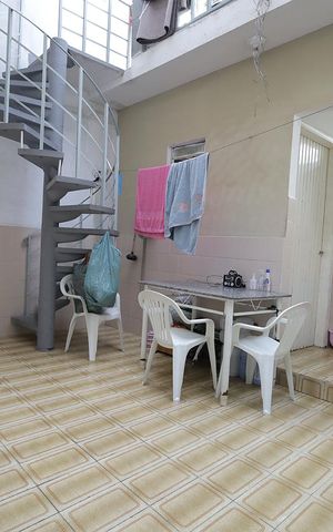 Casa à venda com 150m², 3 quartos e 2 vagas Casa à venda com 150m², 3 quartos e 2 vagasQuintal
