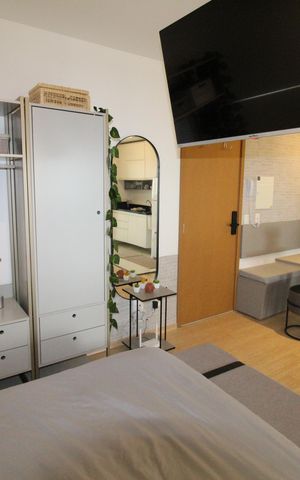 Apartamento para alugar com 40m², 1 quarto e 1 vagaQuarto / Cozinha
