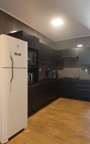 Casa à venda com 200m², 3 quartos e 2 vagasCozinha