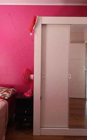 Casa à venda com 200m², 3 quartos e 2 vagasQuarto 2