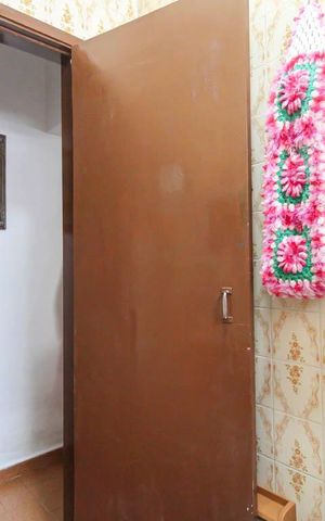 Casa à venda com 125m², 2 quartos e 3 vagas Casa à venda com 125m², 2 quartos e 3 vagasBanheiro