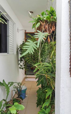 Casa à venda com 125m², 2 quartos e 3 vagas Casa à venda com 125m², 2 quartos e 3 vagasJardim