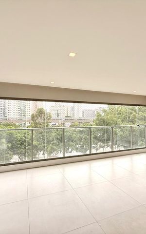 Apartamento à venda com 143m², 3 quartos e 2 vagas Apartamento à venda com 143m², 3 quartos e 2 vagasSala
